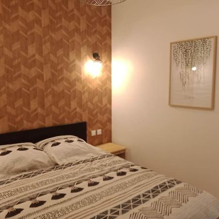 Gonnelles Appartement T3 Centre Ville Rdc D アジャン エクステリア 写真