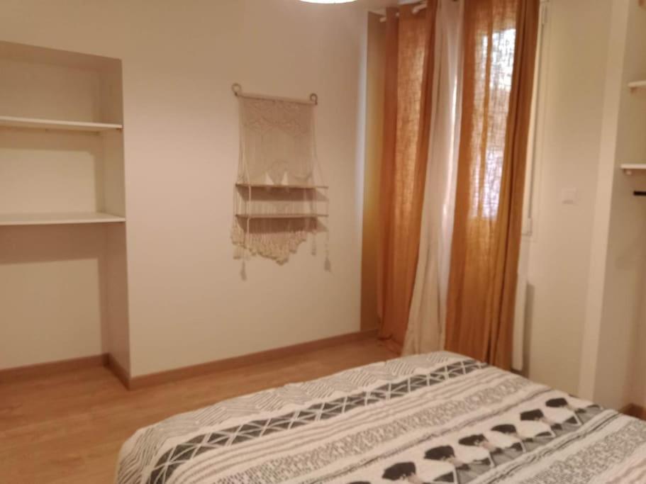 Gonnelles Appartement T3 Centre Ville Rdc D アジャン エクステリア 写真