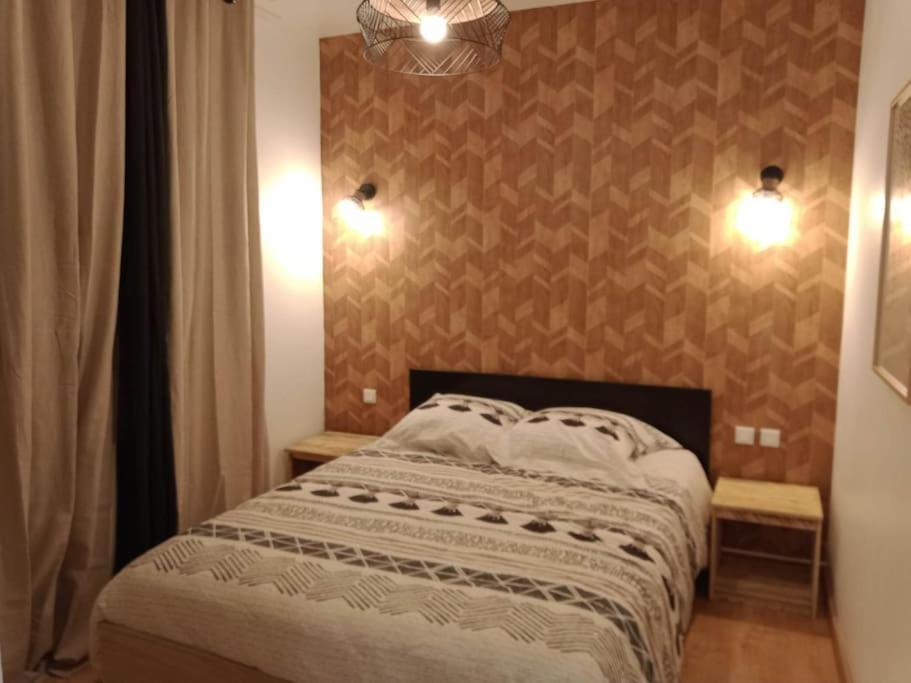 Gonnelles Appartement T3 Centre Ville Rdc D アジャン エクステリア 写真